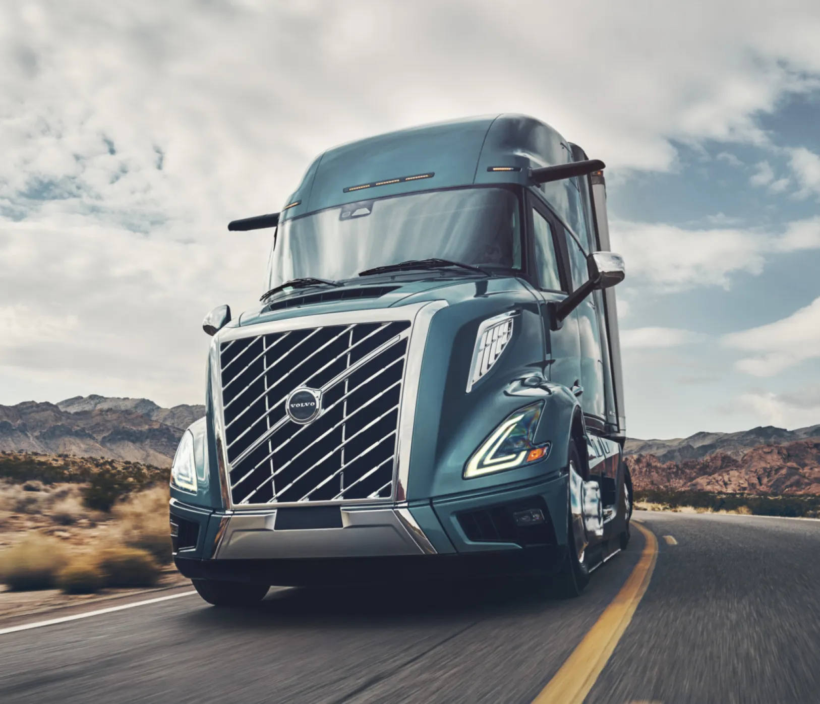 All-New Volvo VNL - Grille and bumper