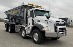 2023 MACK TWIN STEER Aggregate Spreader