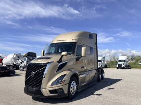 2027 Volvo VNL 860