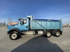 2011 FREIGHTLINER M2 Dump Truck