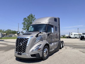 2027 Volvo VNL660
