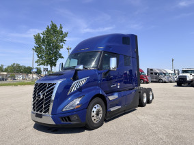 2027 Volvo VNL660