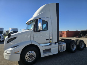 2018 Volvo VNR Day Cab For Sale